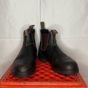 Blundstone 500 size 9.5